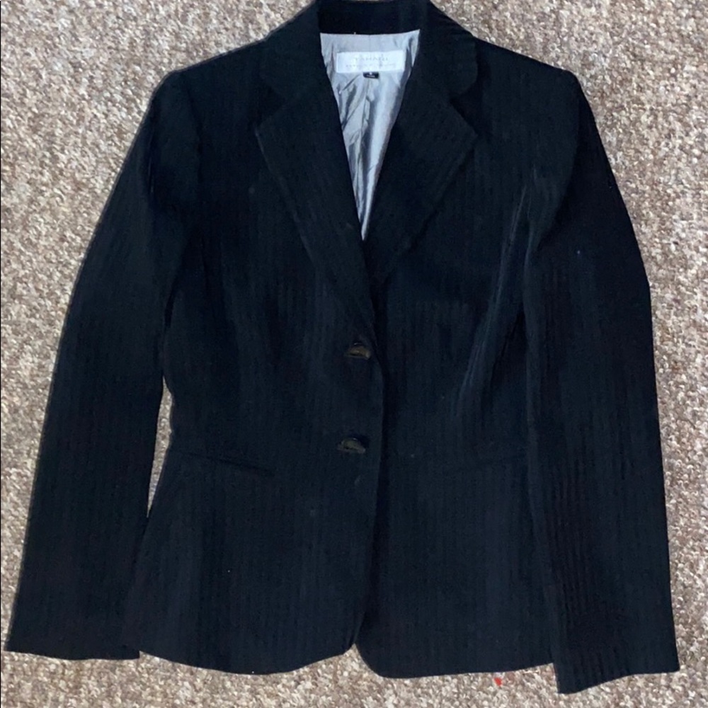 Black blazer with foe pockets